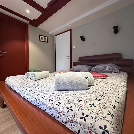 B'M Yerri - Appartement 4 Pers - Vue Cathedrale Колмар Екстериор снимка