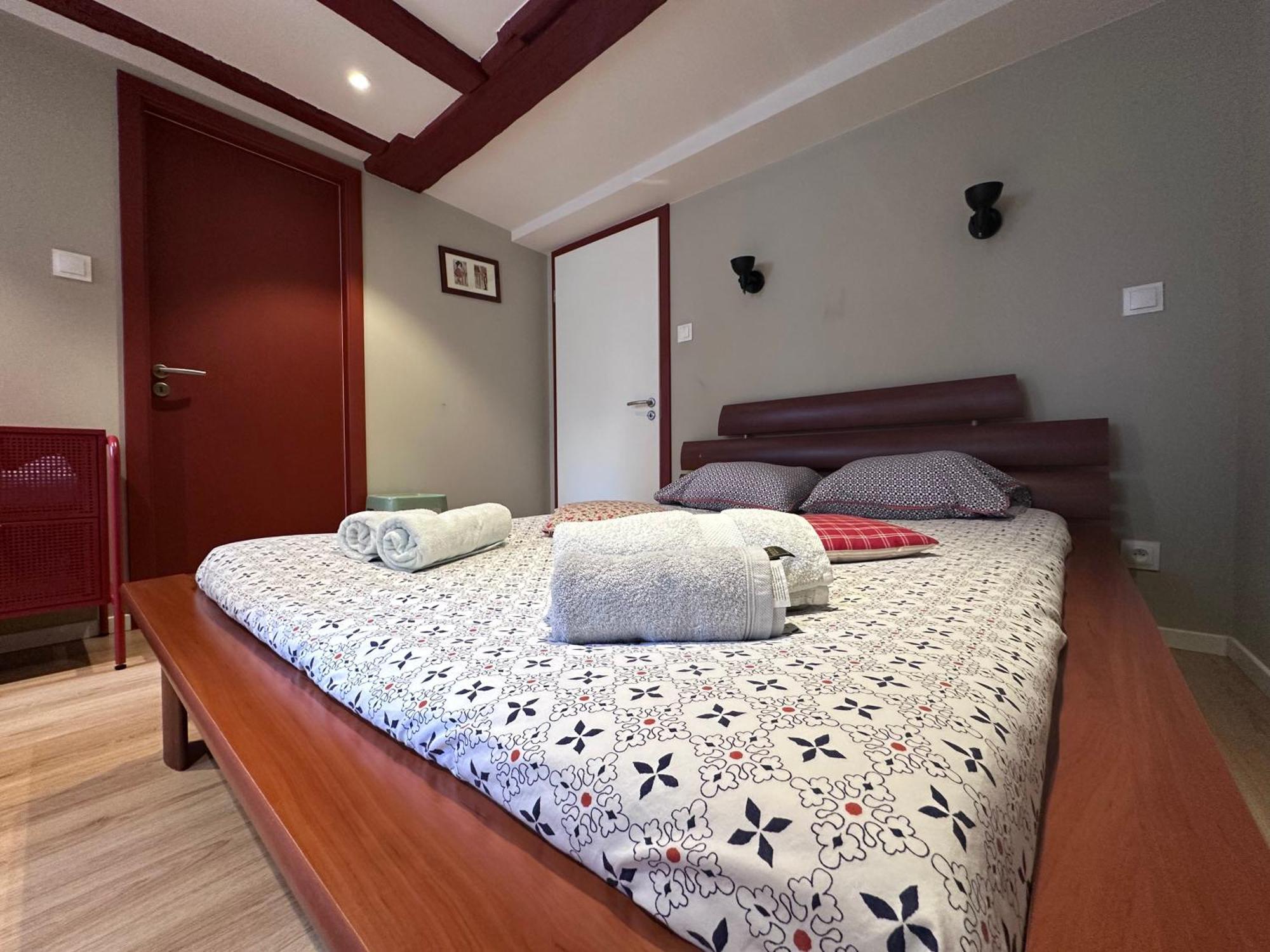 B'M Yerri - Appartement 4 Pers - Vue Cathedrale Колмар Екстериор снимка