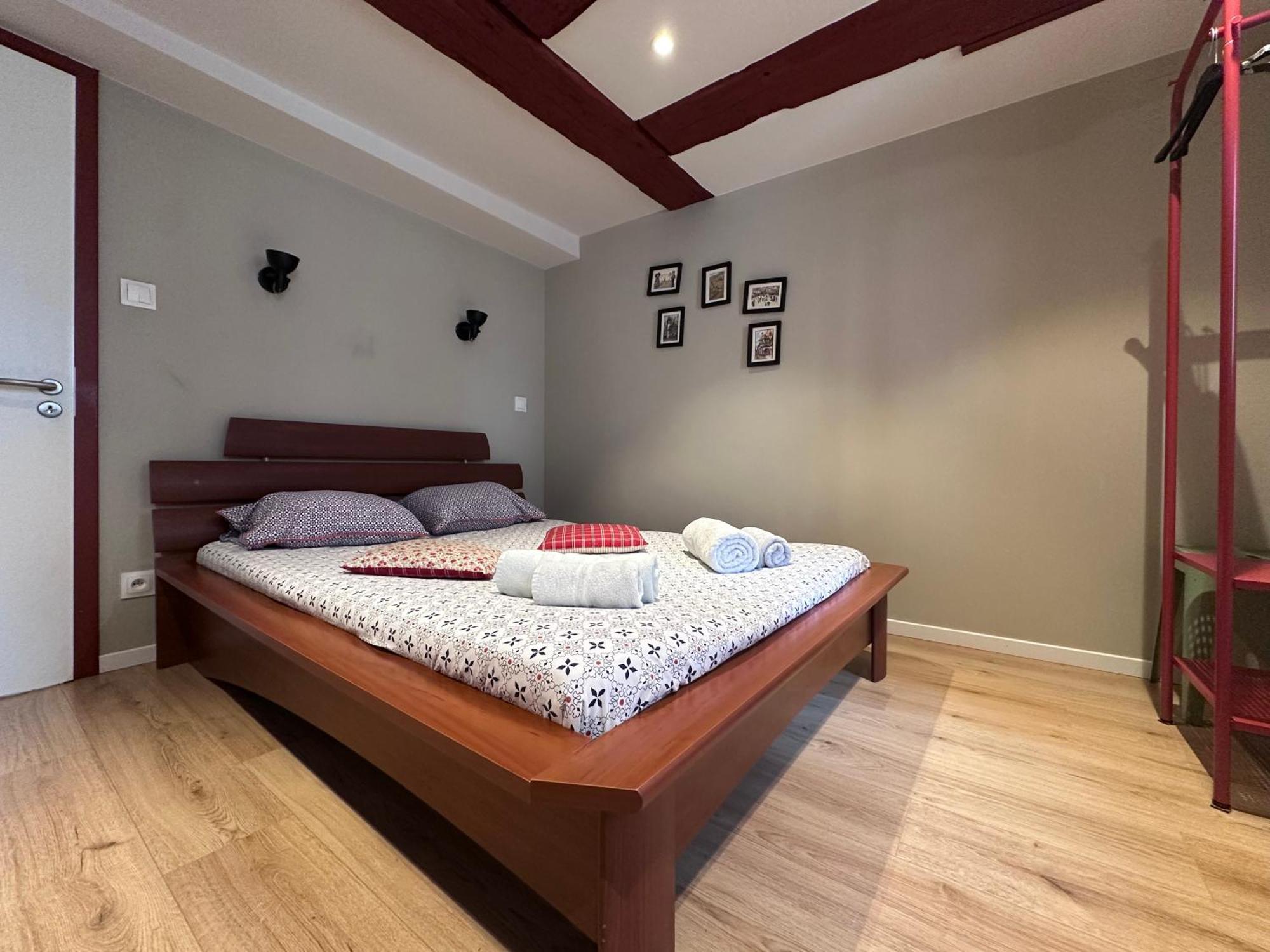 B'M Yerri - Appartement 4 Pers - Vue Cathedrale Колмар Екстериор снимка